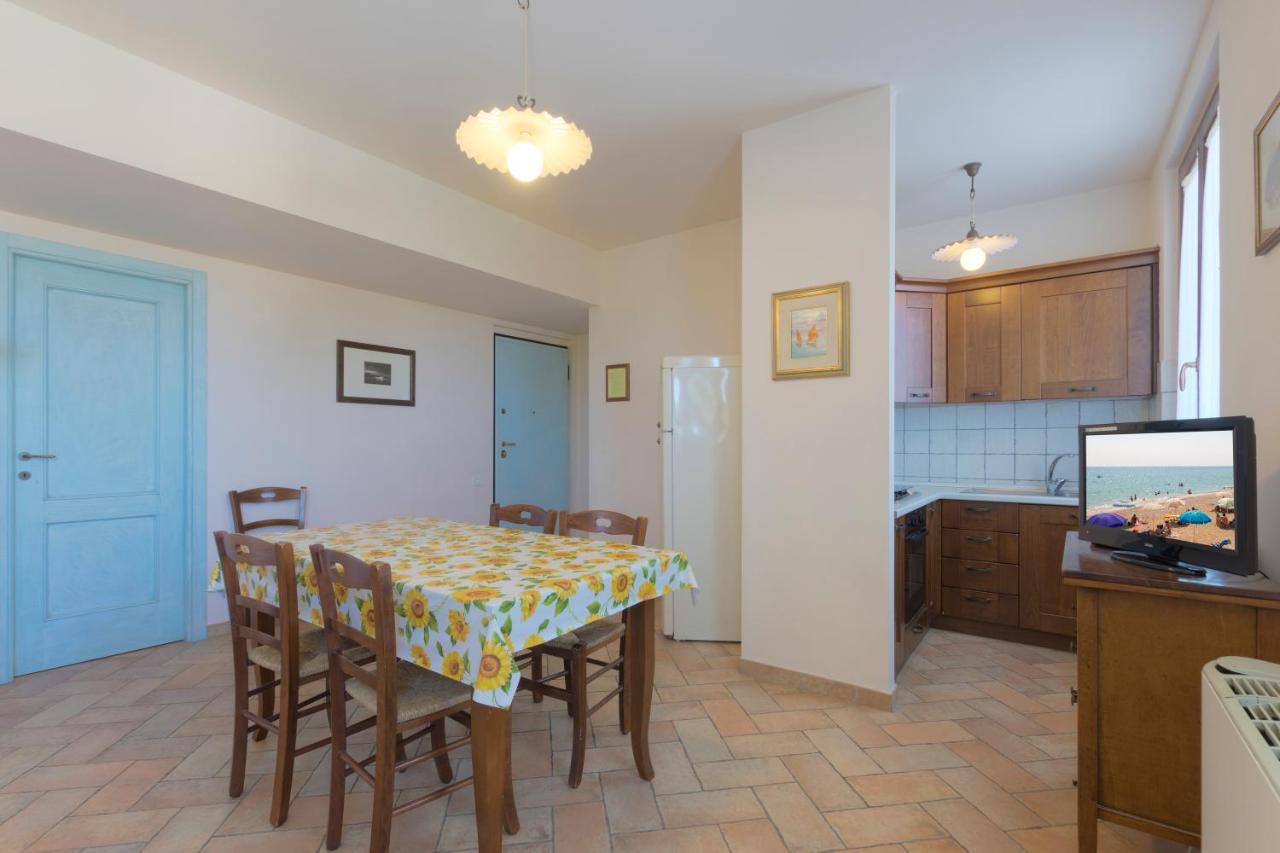 Aparthotel Casale Del Conero à Porto Recanati Extérieur photo